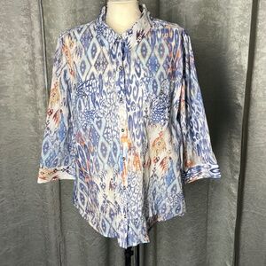 Women’s Size 3 Chico’s Multi- Blue Buttoned Top